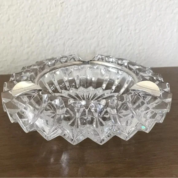 Mid Century Modern Ashtray Heavy Clear Cut Glass Silver Plate Starburst MCM - Picture 3 of 7